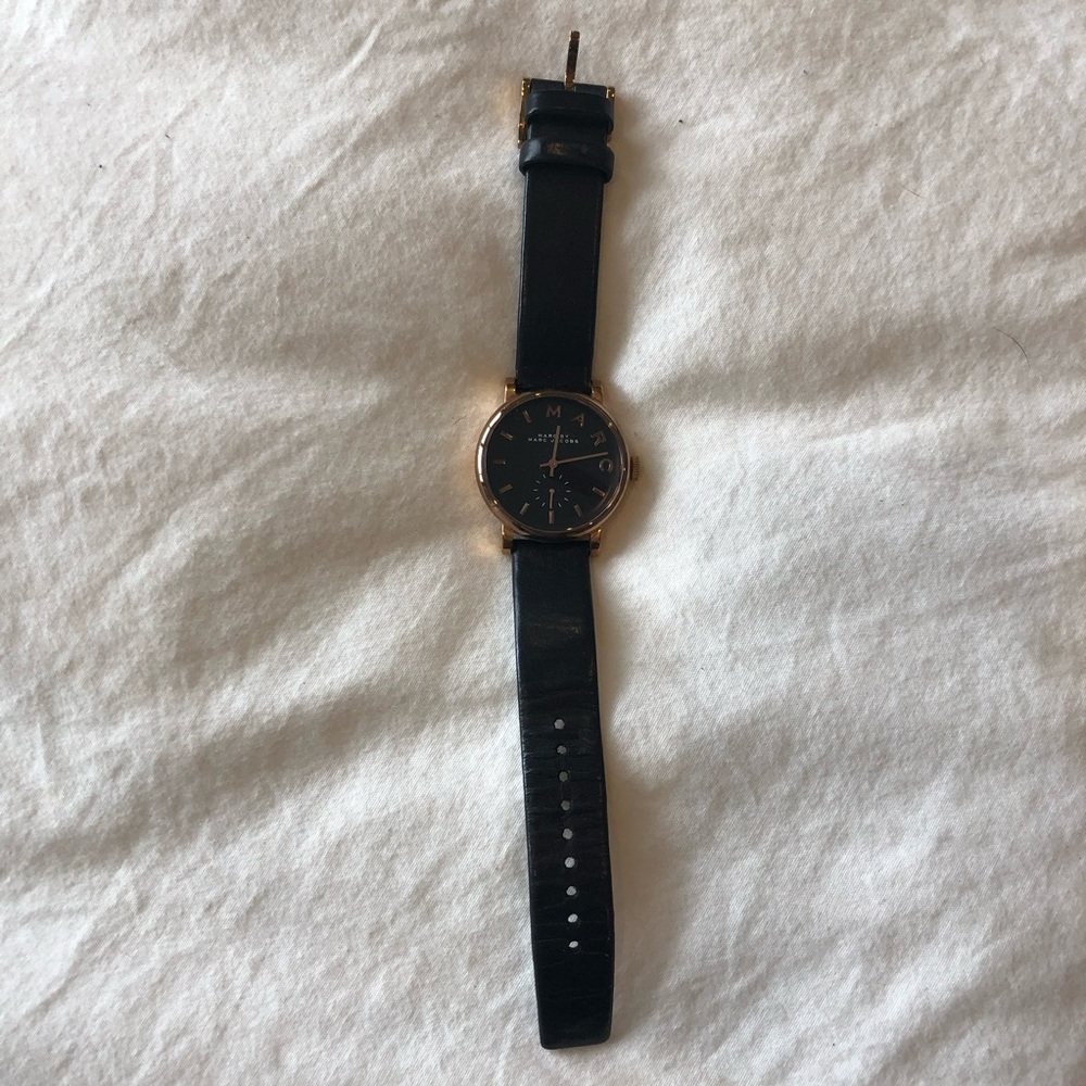 Black leather Marc Jacobs watch